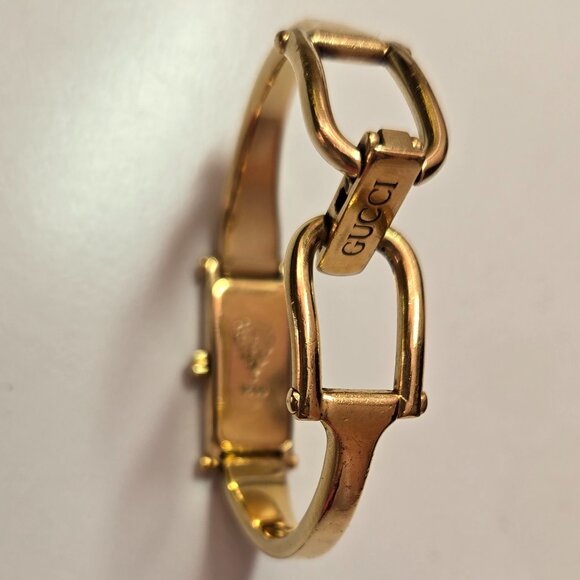 GUCCI Gold Bangle Watch - Picture 12 of 13